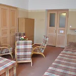 Hotel&hostel Hotel *
